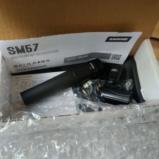 Microfone SM 57 novo na caixa