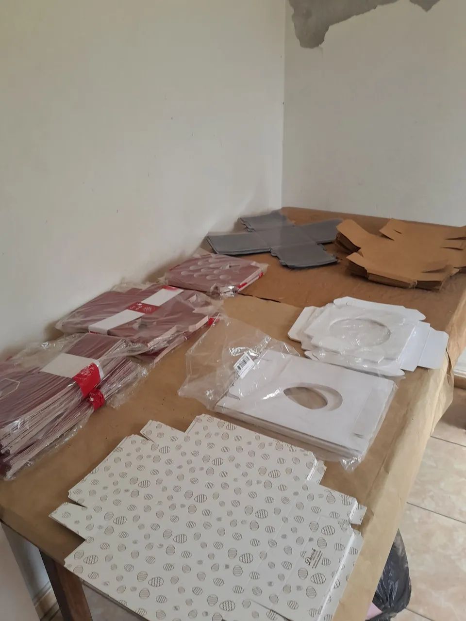 Caixas para Páscoa  e dia doa namorados 