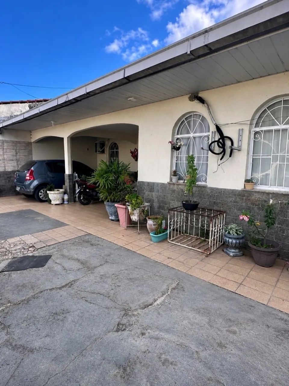 CASA COM PISCINA NO JURUNAS {NA}