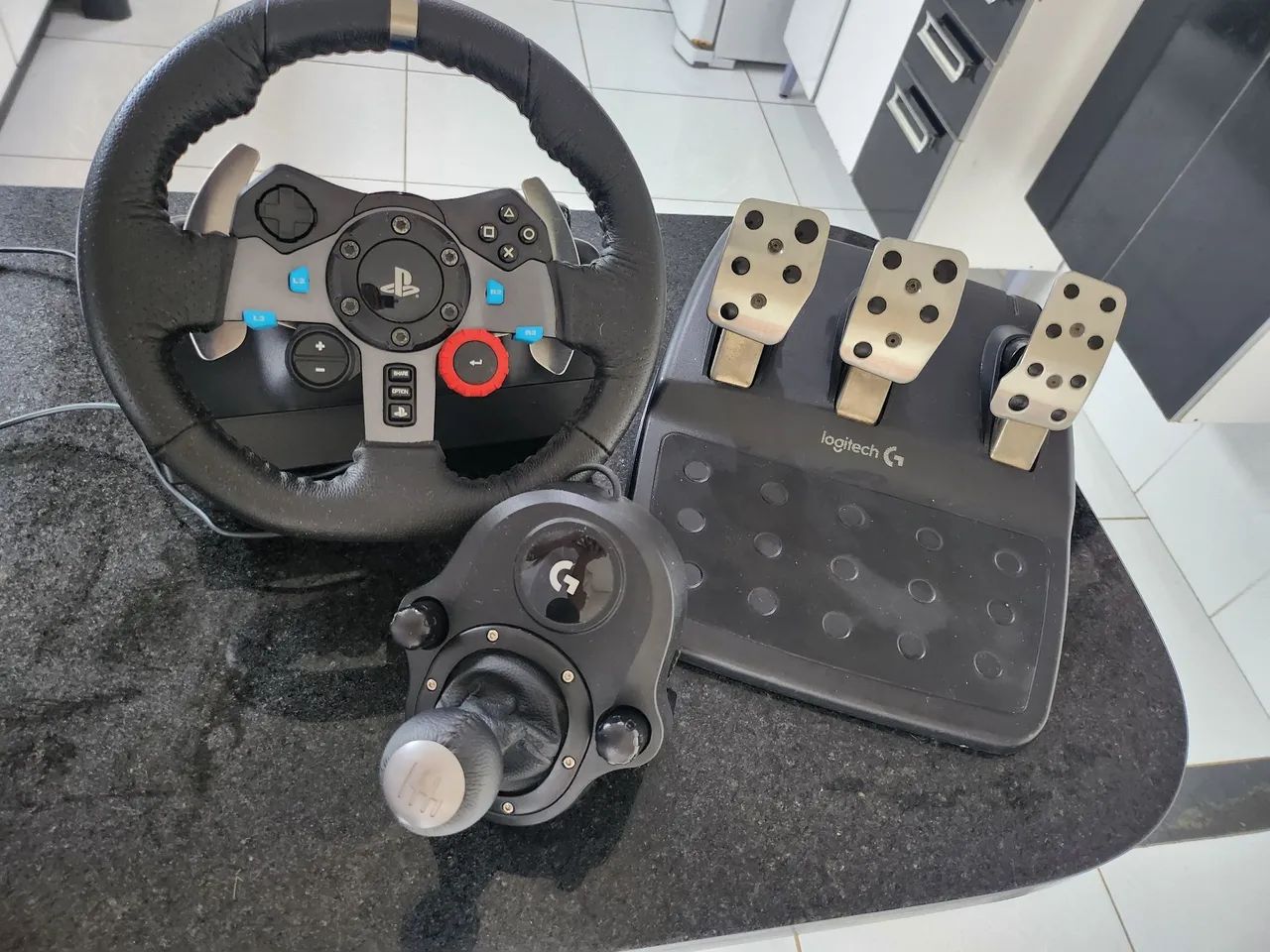 Volante Logitech G29 + Câmbio Incluso - Foto 4