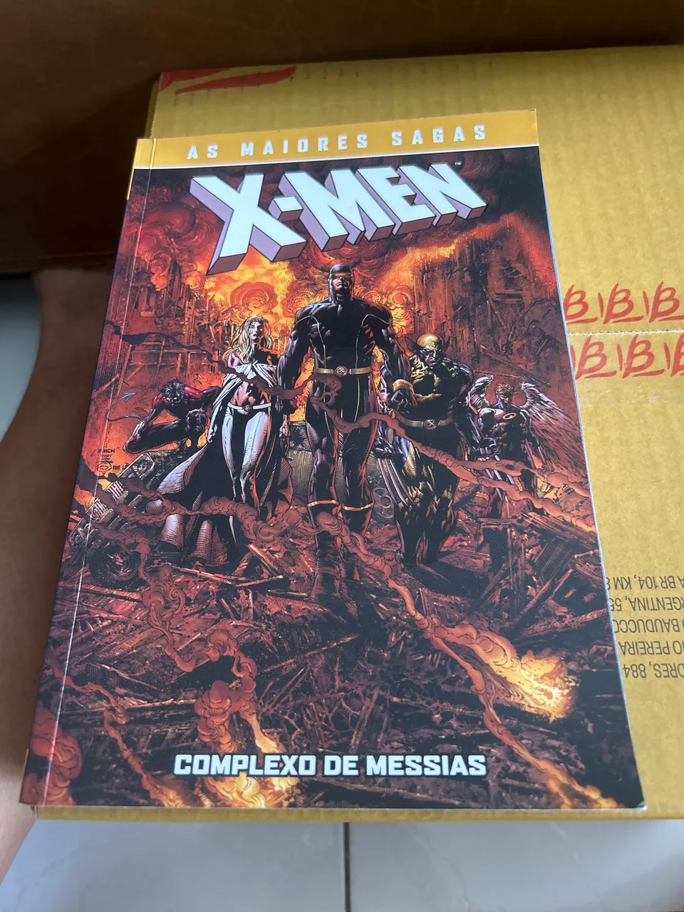 X-MEN E VINGADORES - UTOPIA- AS MAIORES SAGAS - Livros e revistas