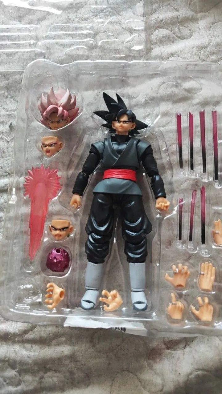 Boneco articulado + goku black - Foto 2