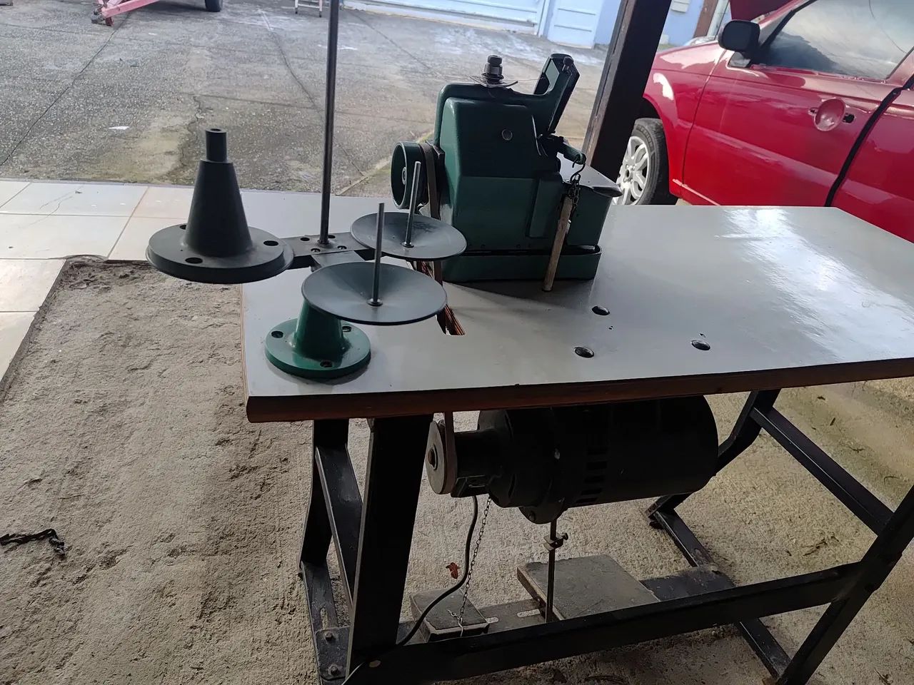 Máquina OVERLOCK - Foto 3
