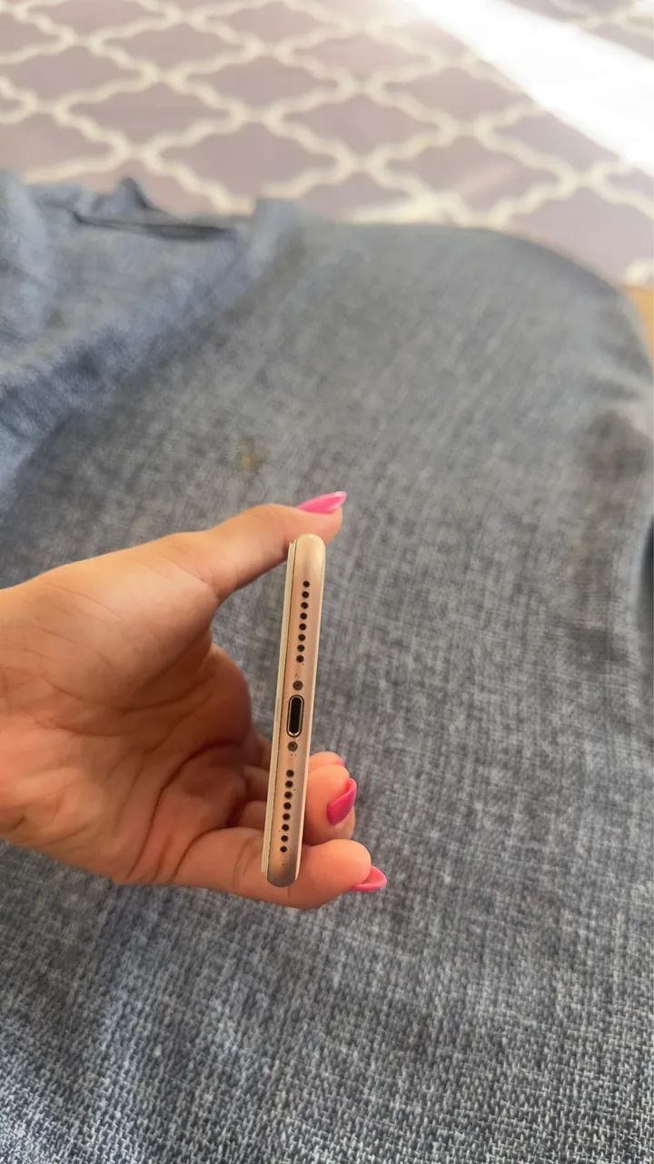 iPhone 8 plus traseira quebrada - Foto 3