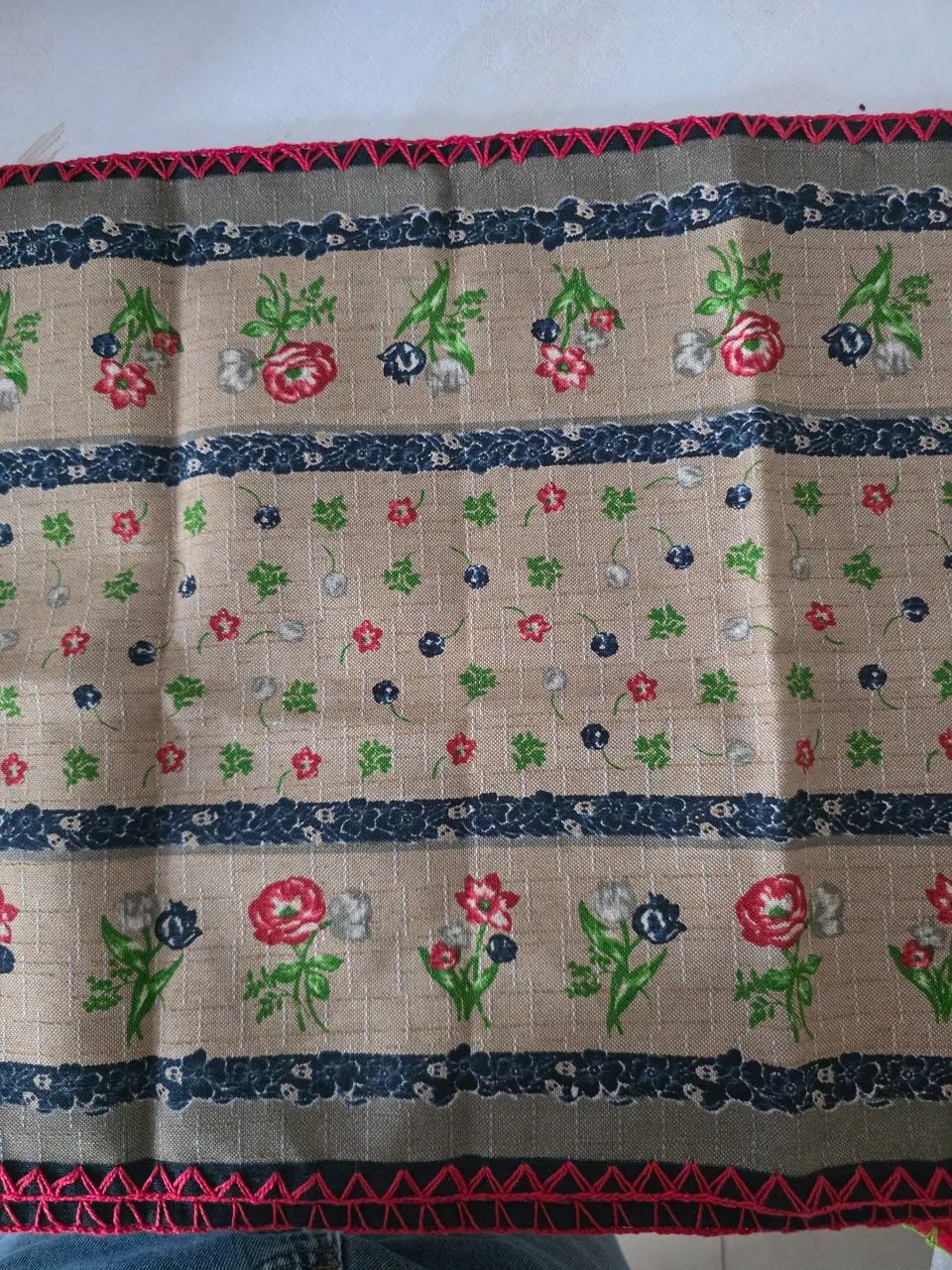 CAMINHO DE MESA E TOALHA - Foto 2