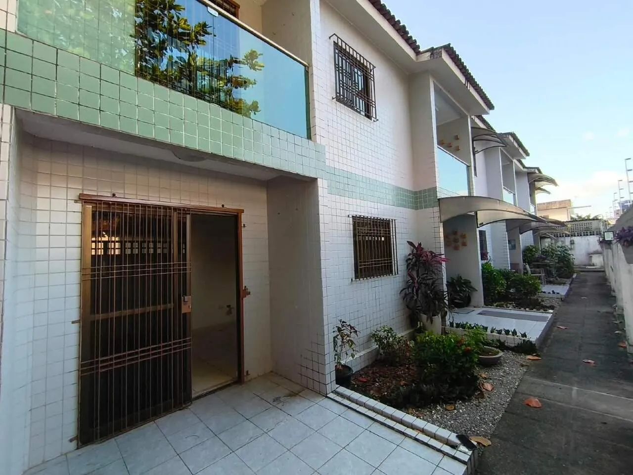 Apartamento de 3 Quartos (1Suite) - Cordeiro Recife/PE