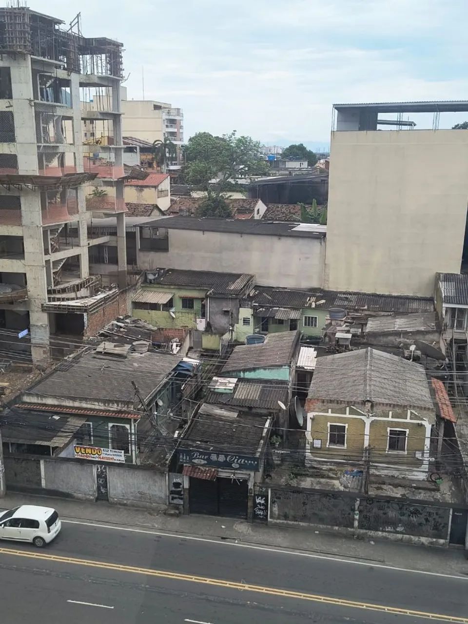 {{{VENDO TERRENO COM CASAS}}} - Foto 3