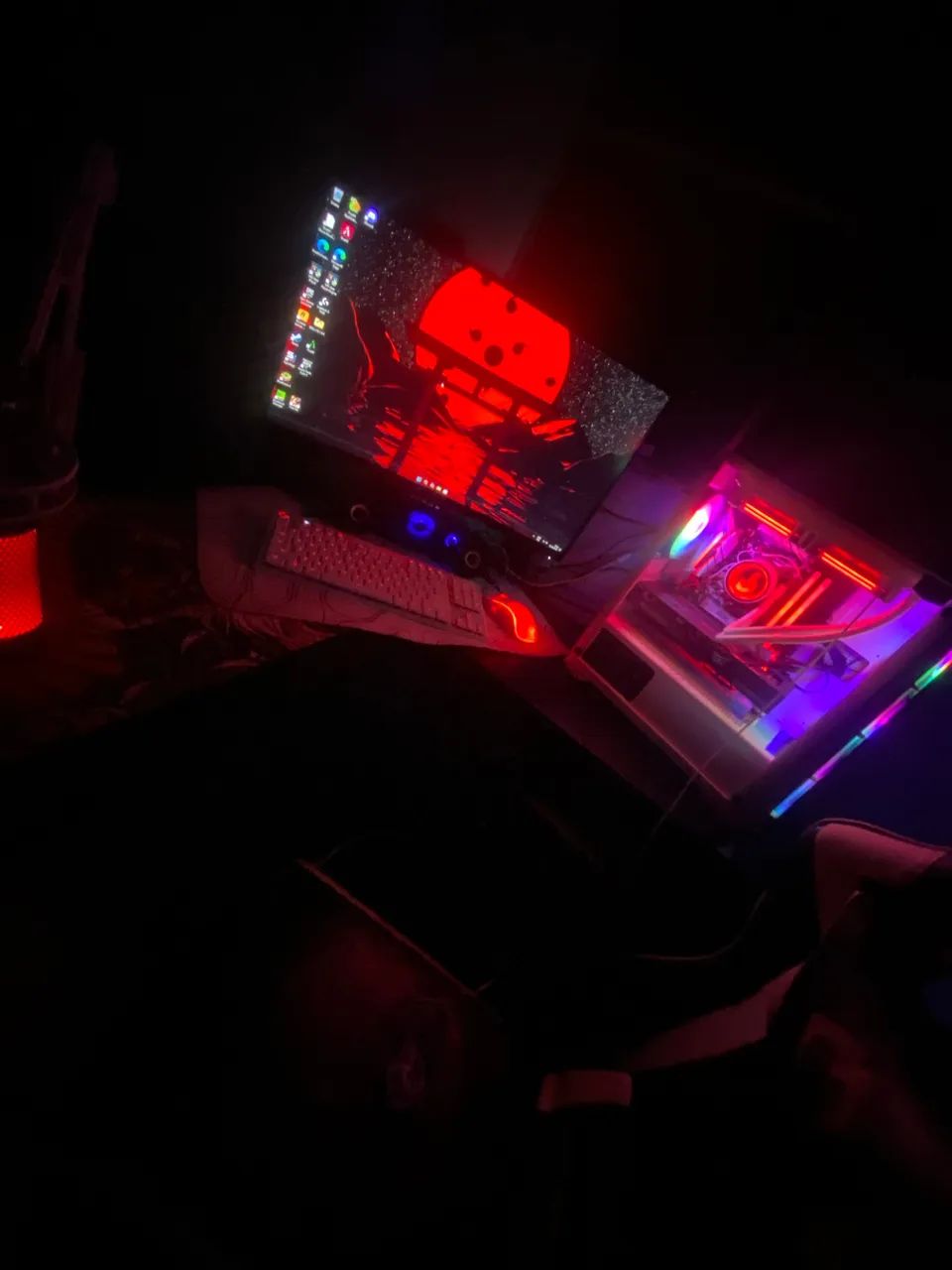 PC GAMER RX6600 RYZEN 7 5700g E PERIFERICOS  - Foto 2