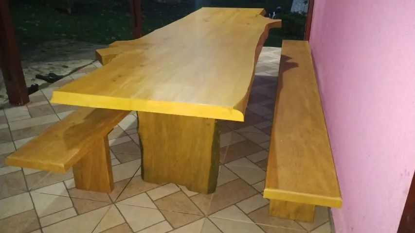 Mesa em Madeira cedro com banco 3m x 80cm - Foto 2