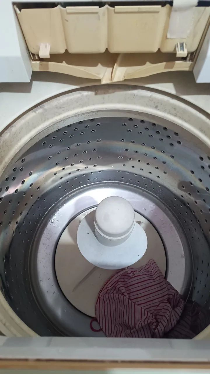 Máquina de lavar funcionado  - Foto 3