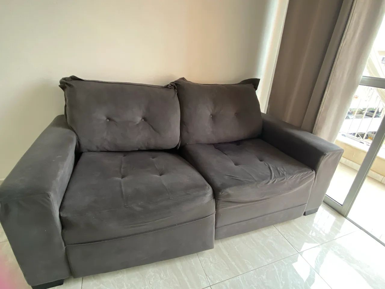 Sofá Retrátil e Reclinável Cinza Grafite  - Foto 3