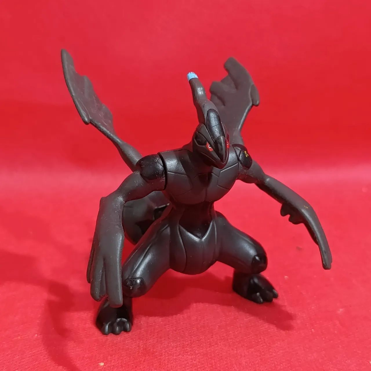 Boneco Zekrom Preto pokémon 
