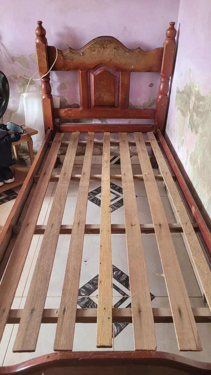 Cama de solteiro 