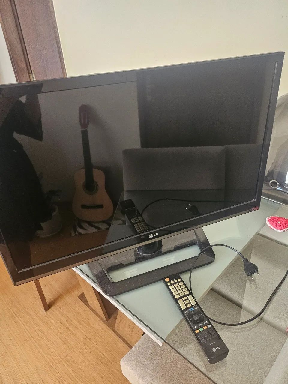 Tv lg 32 p com listra ,mas funciona normalmente, pode testar na hora - Foto 2