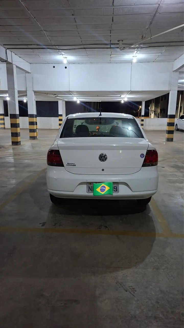 Volkswagen Voyage 1.0/1.0 City MI Total Flex 8V 4P 2012 - Foto 4