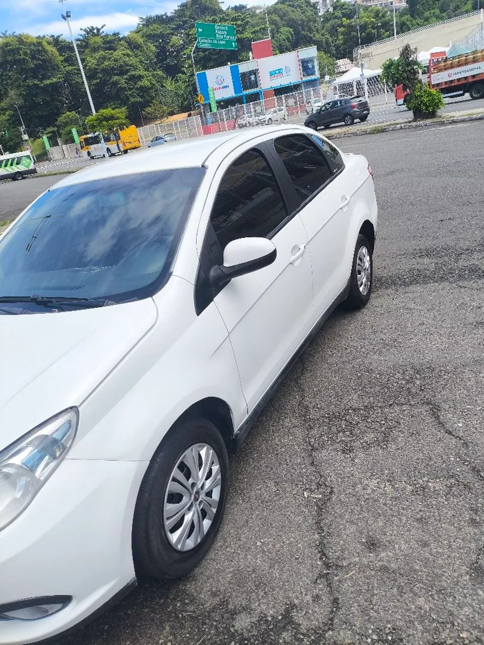Alugo pra Uber Gran Siena 2020   com GNV  - Foto 4