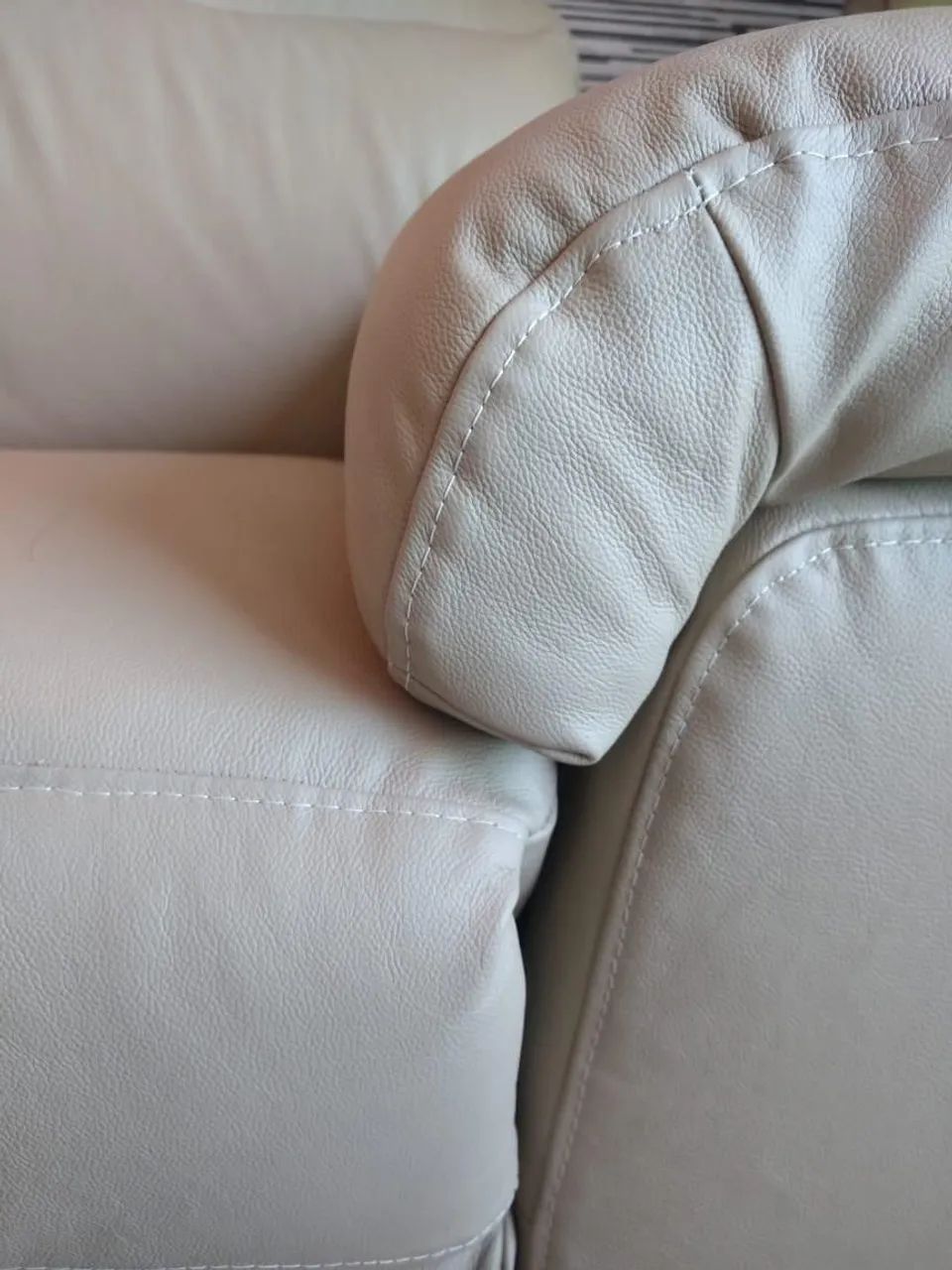 Sofá elétrico natuzzi em couro  - Foto 3