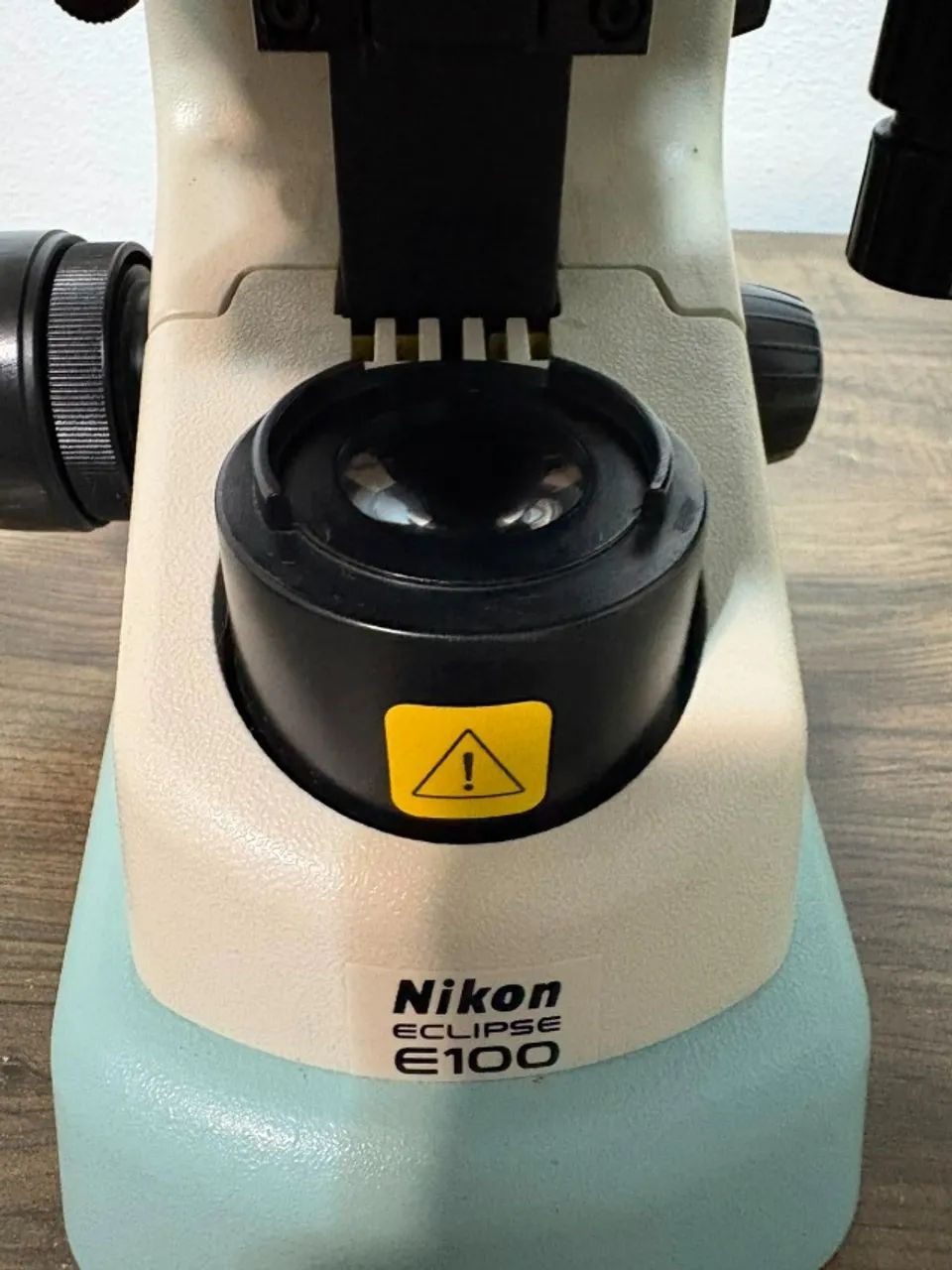 Microscópio Nikon Eclipse E100 - Foto 3