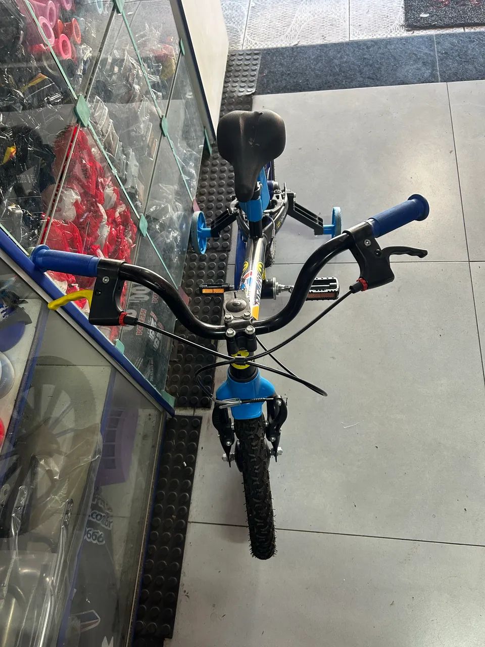 Bicicleta Batman Infantil Semi Nova  - Foto 3