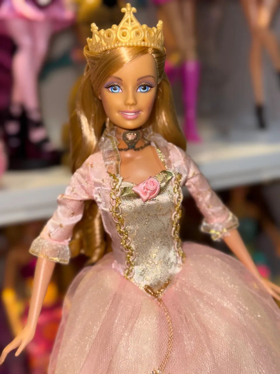 Boneca Barbie Anneliese A Princesa e a Plebeia