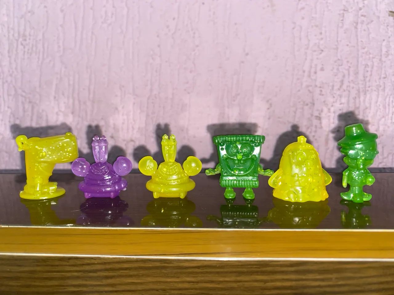 BATAVINHOS SURPRESA BOB ESPONJA LEGENDÁRIOS 