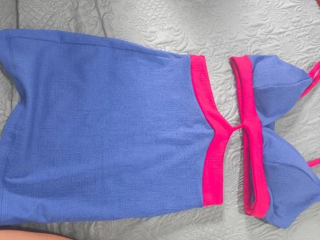 Vestido Azul royal com detalhes rosa  - Foto 3