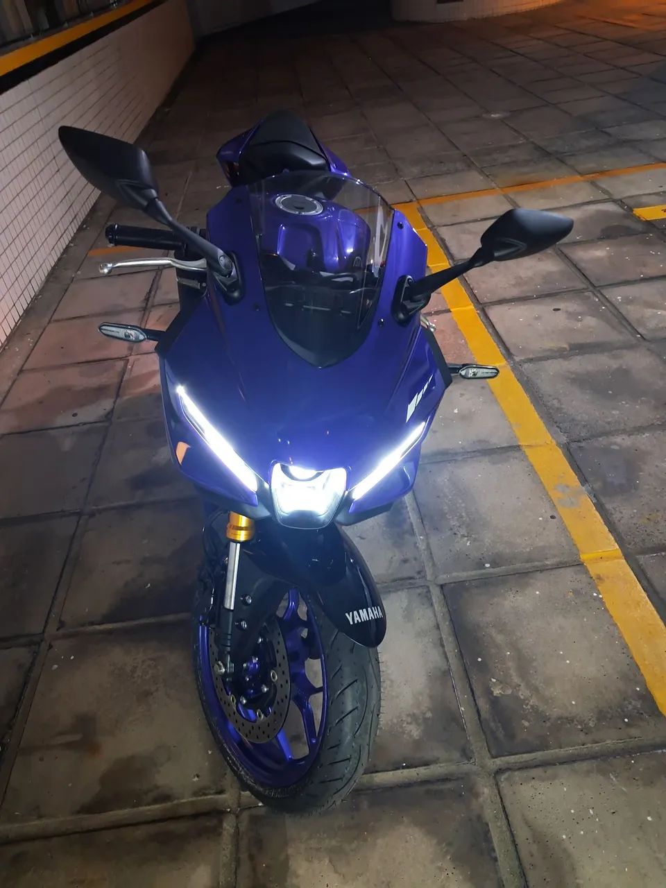 Yamaha R3 2026 4.000km - Foto 3