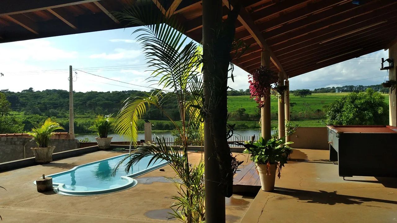 VENDE SE CHÁCARA REPRESA DE AVARE-SP 