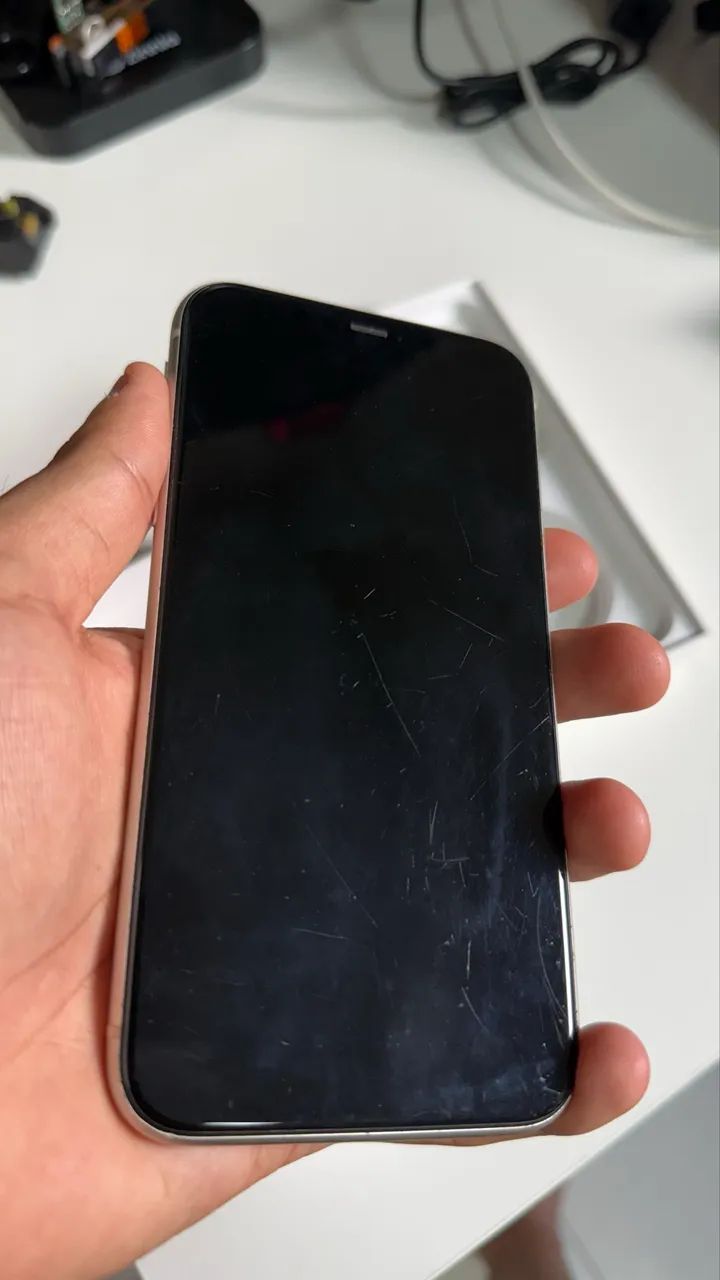 iPhone 11 - Branco - Foto 4