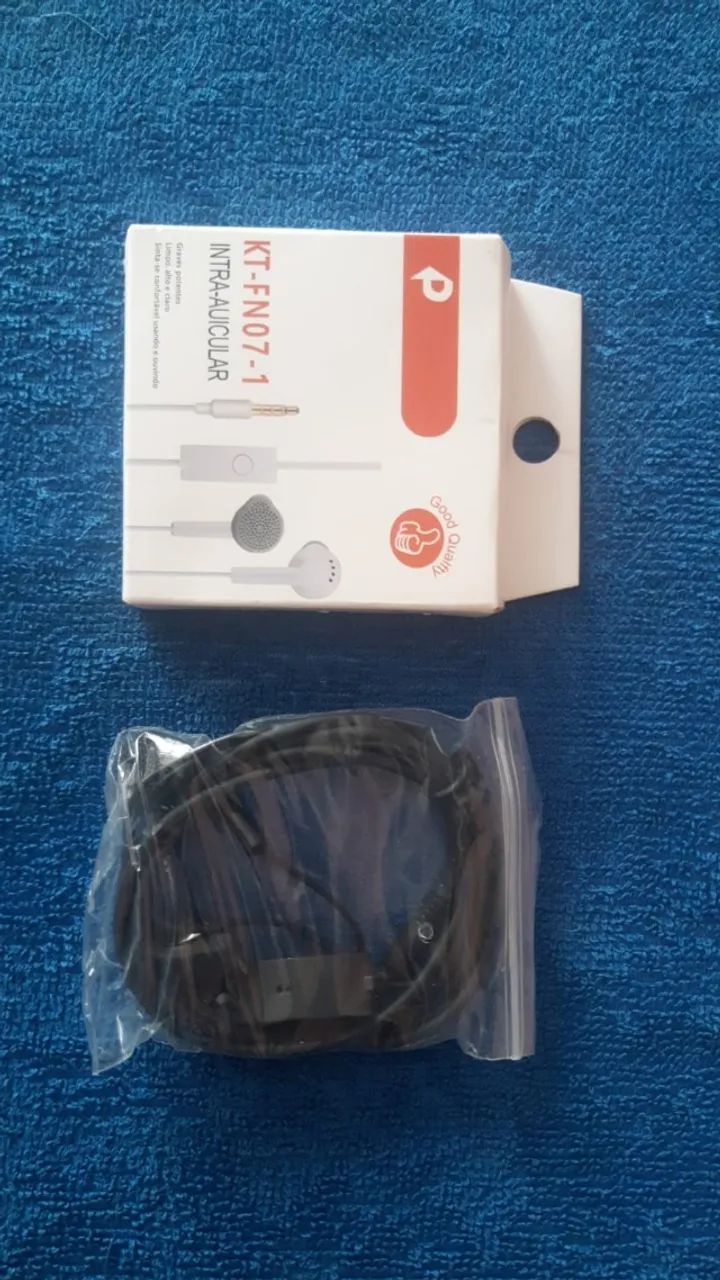 fone de ouvido para celulares com entrada p2 novo na caixa  - Foto 2