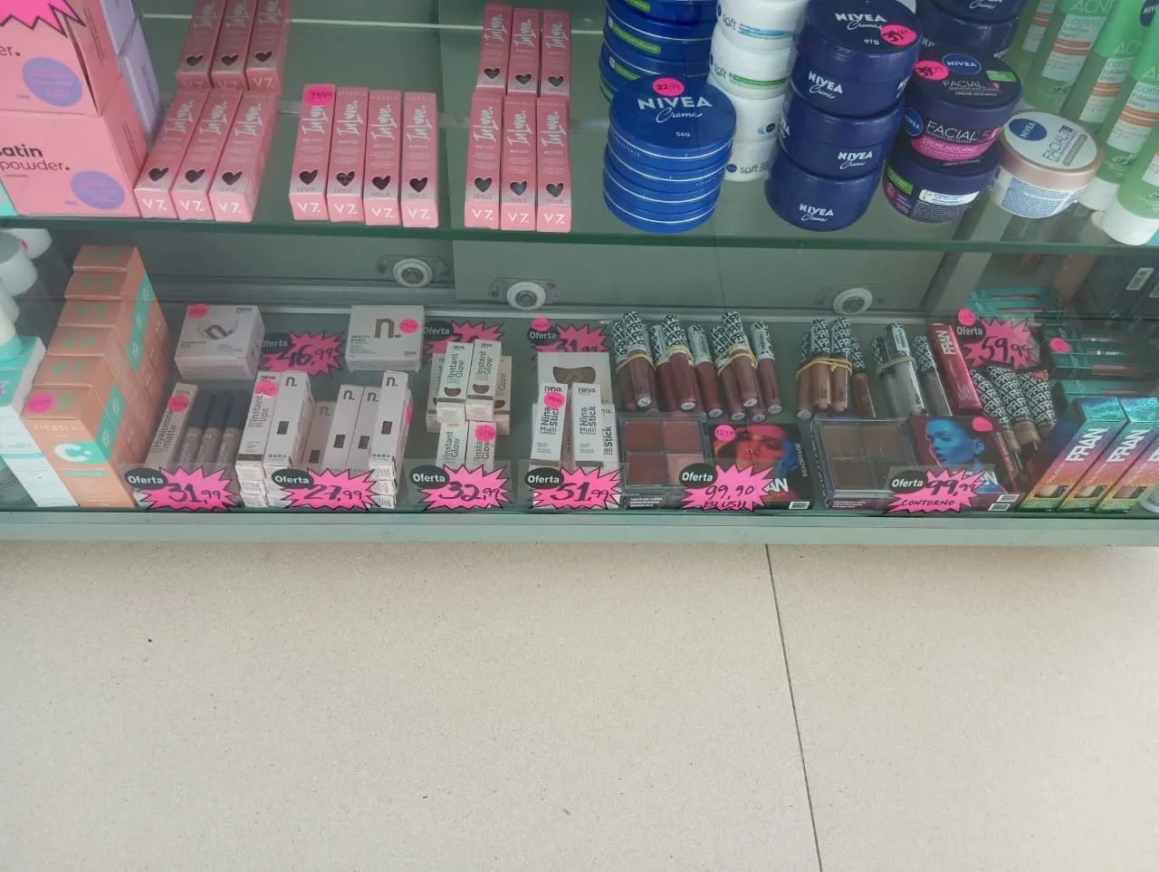 Vendo estoque de maquiagem e skincare - Foto 4
