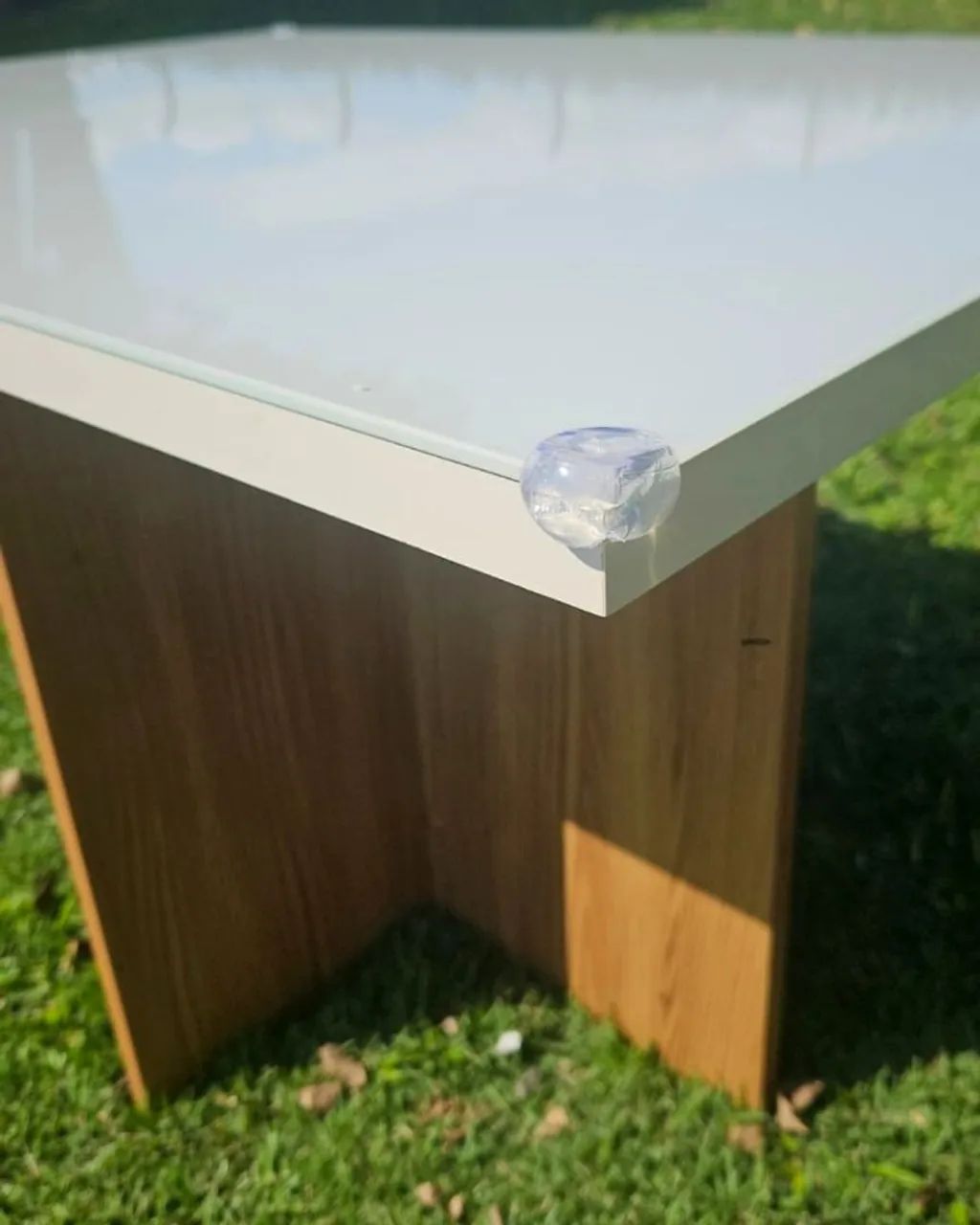 VENDO MESA DE JANTAR COM 4 CADEIRAS ESTOFADAS - Foto 5