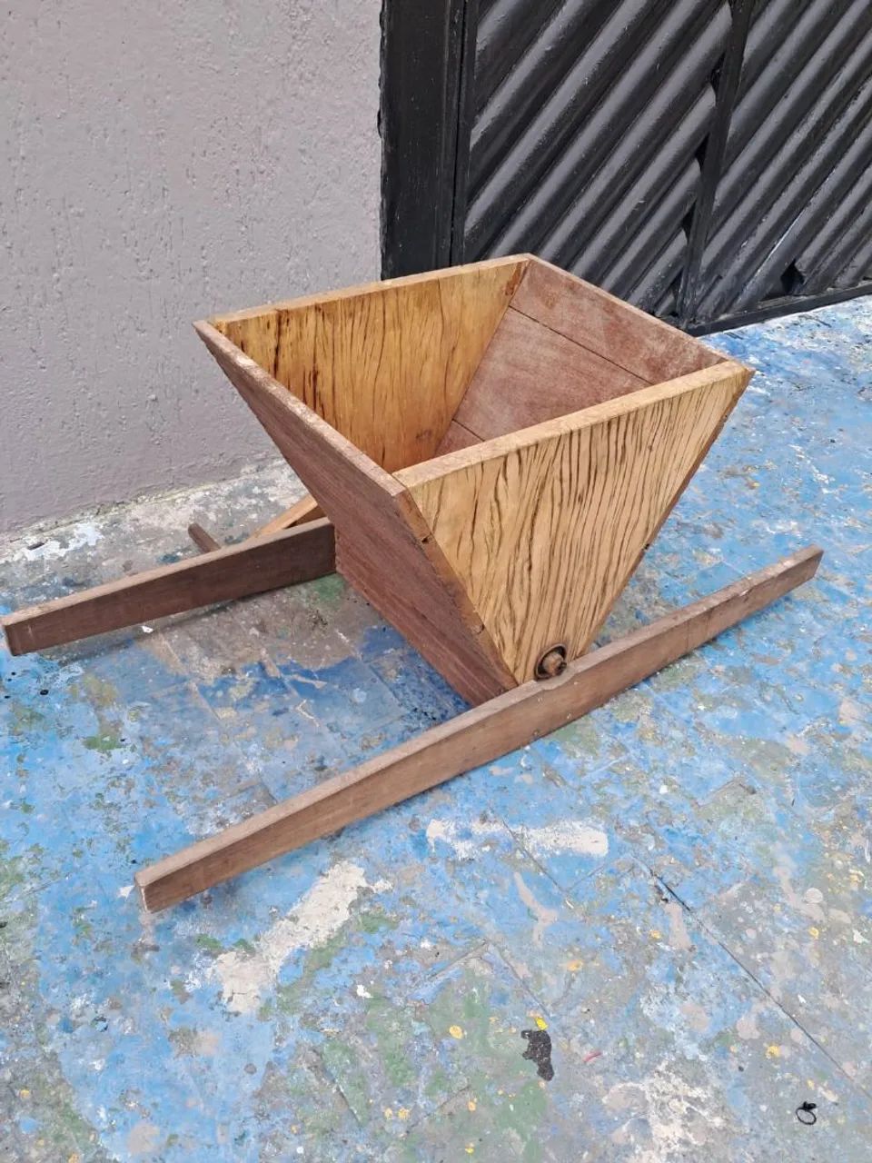 Moedor uva antigo 