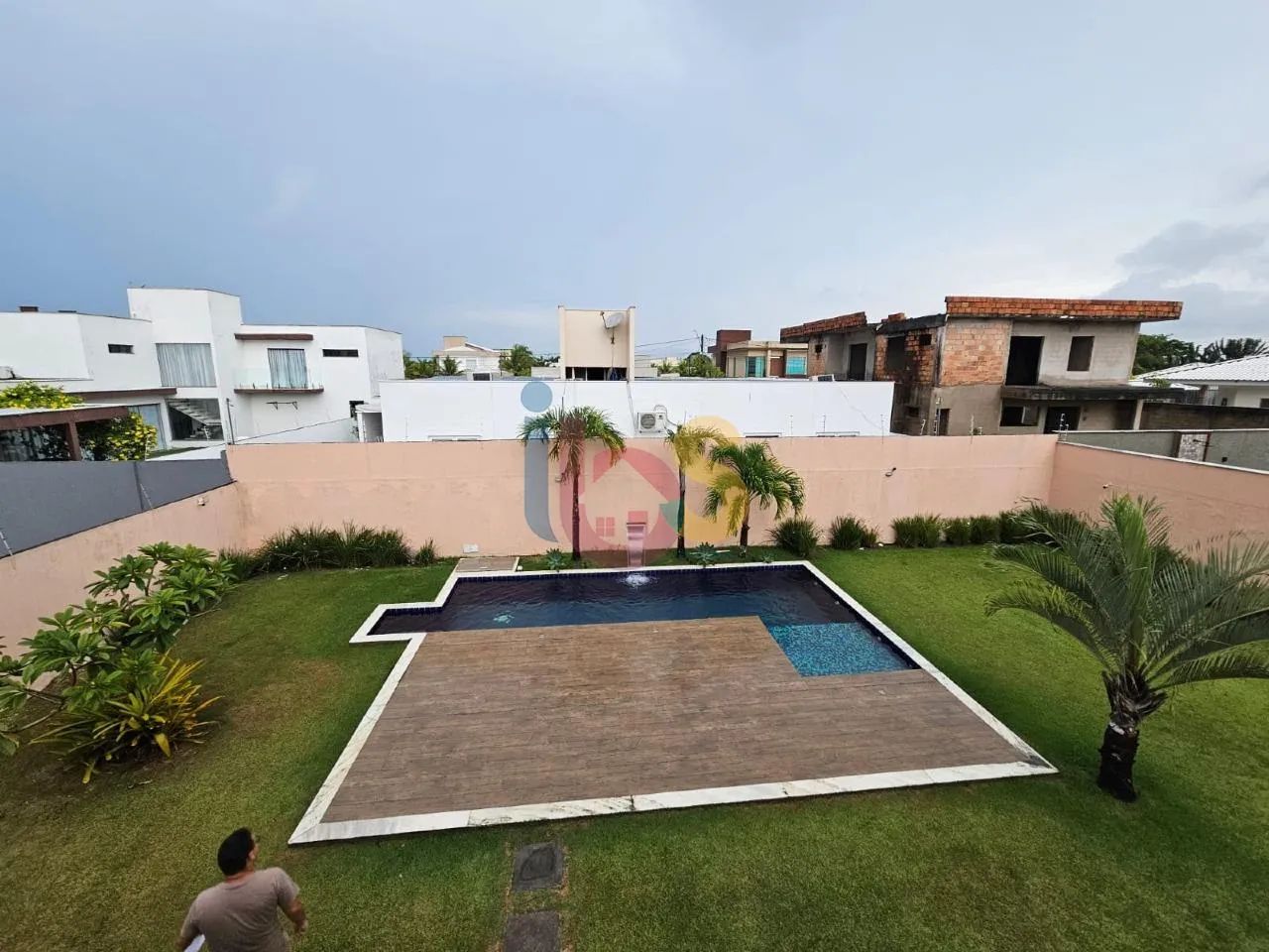 Vendo Casa Semimobiliada com 04 Quartos no Outeiro São Francisco - Foto 2