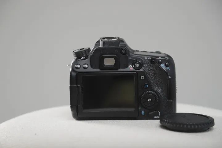Câmera Canon 80D + Grip - Foto 2