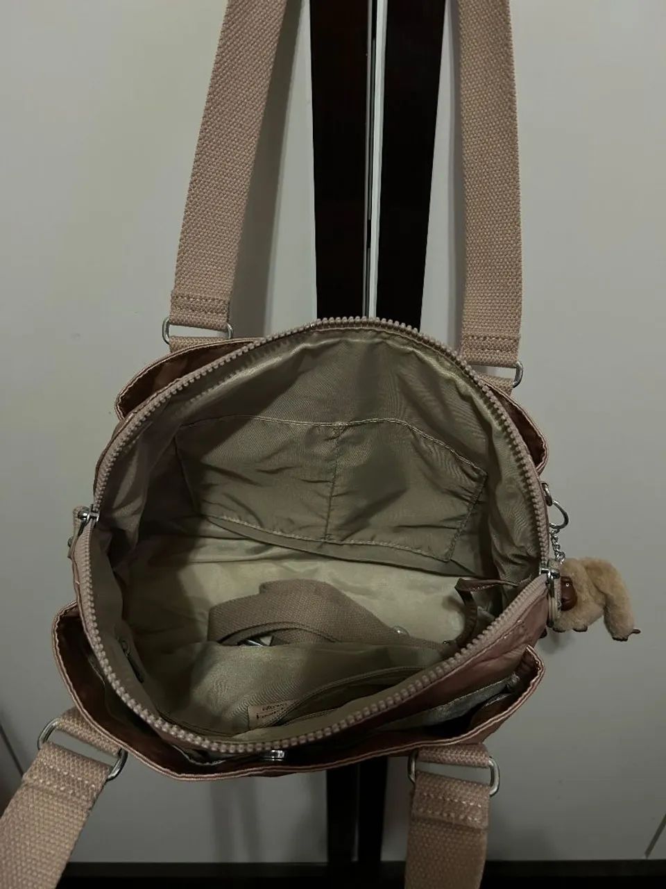 Bolsa Kipling Original Rosa Metálico com Alça Dupla - Foto 3