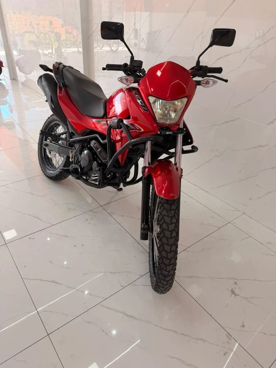 Falcon 400i 2014 - Foto 2
