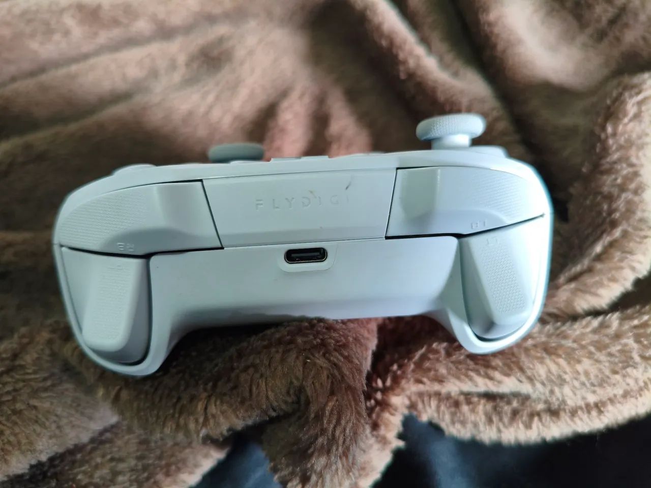controle flydigi direwolf - Foto 3