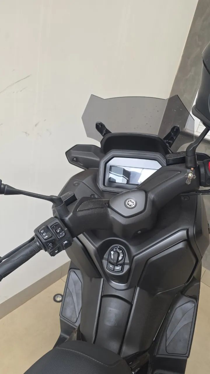XMAX 300cc 26/26 32.999,00 - Foto 2
