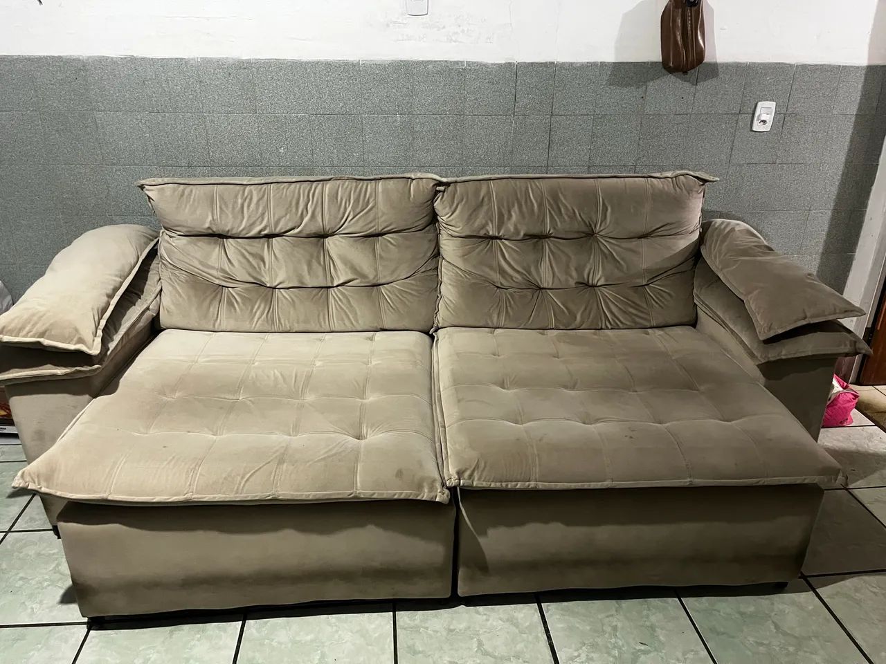 Sofá Retrátil e Reclinável  - Foto 2