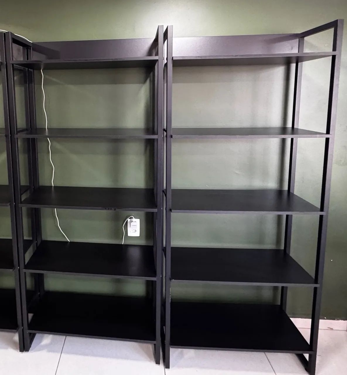 Conjunto de estante industrial em metalon 
