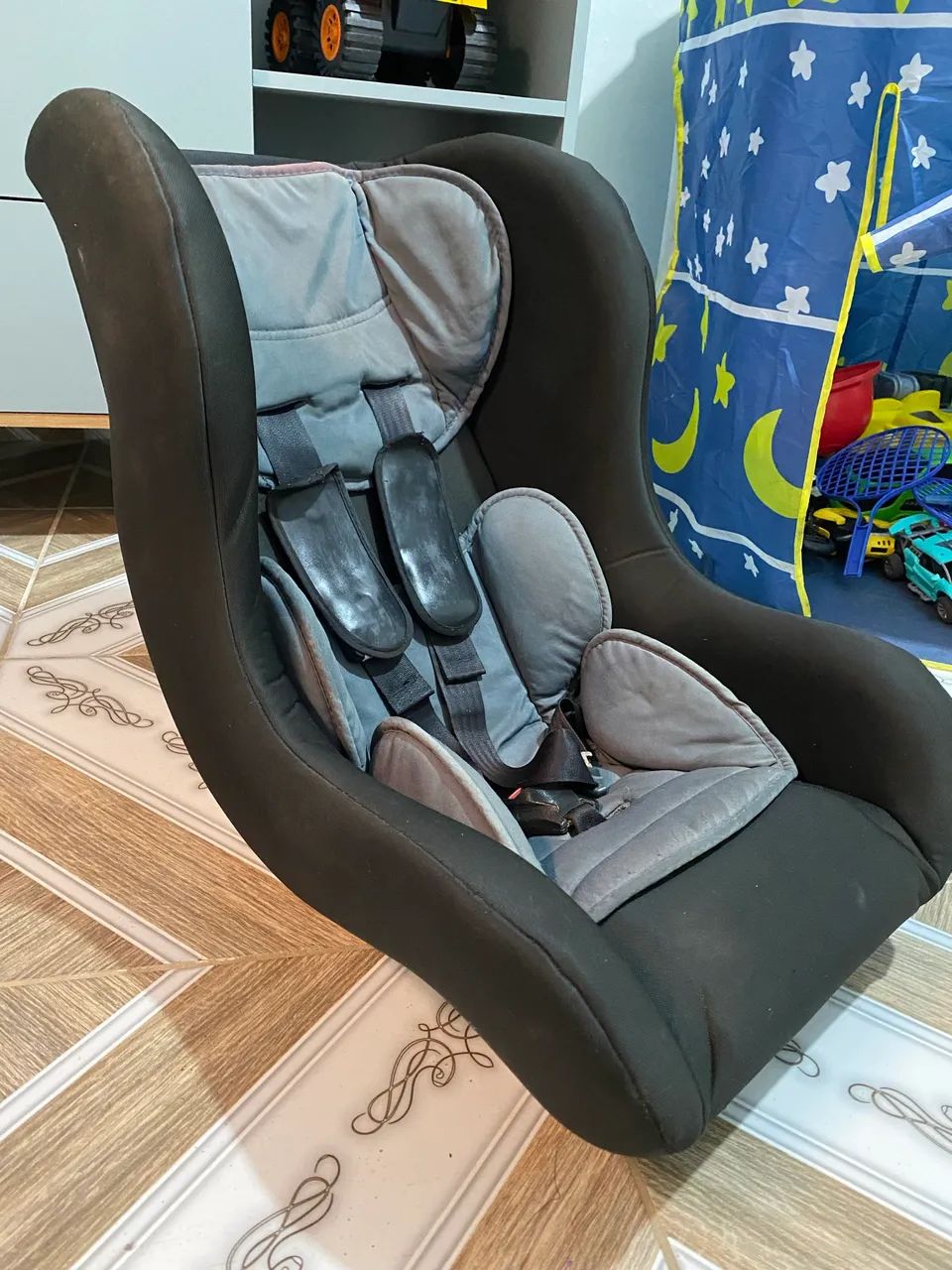 Assento infantil de carro 