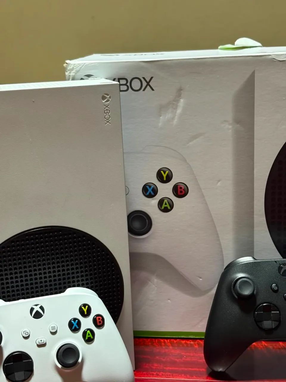 VENDO XBOX SERIES S COM 2 CONTROLES  - Foto 4