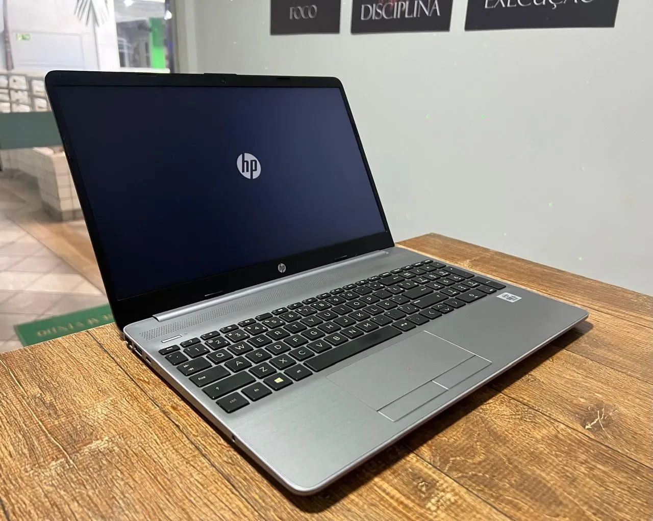 Notebook Hp | Intel Core i5 | 16GB RAM | SSD 256GB | Super Novo 