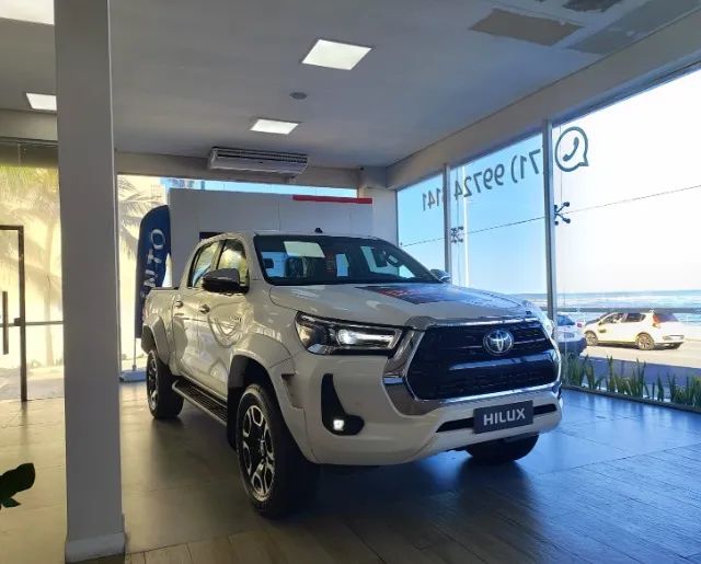 Toyota Hilux Hilux CD SRX Plus 4x4 2.8 TDI Die. Aut. 2026