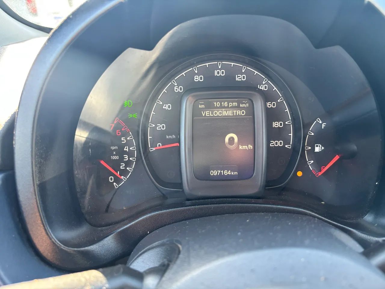 Fiat Uno Attractive 1.0 EVO Fire Flex 8V 5P 2016 - Foto 3