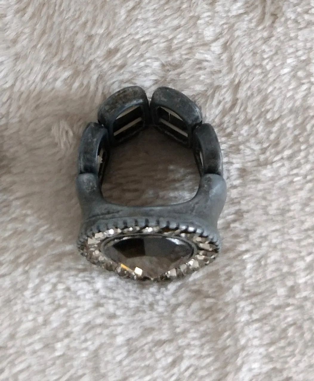 Anel Pedra Gota Preta e Strass Ajustável - Foto 2