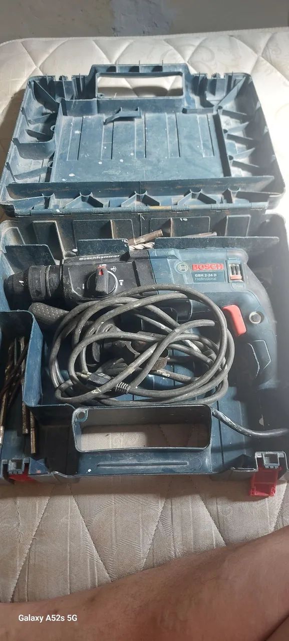 FURADEIRA BOSCH PROFISSIONAL GBH 2-24 D - Foto 2