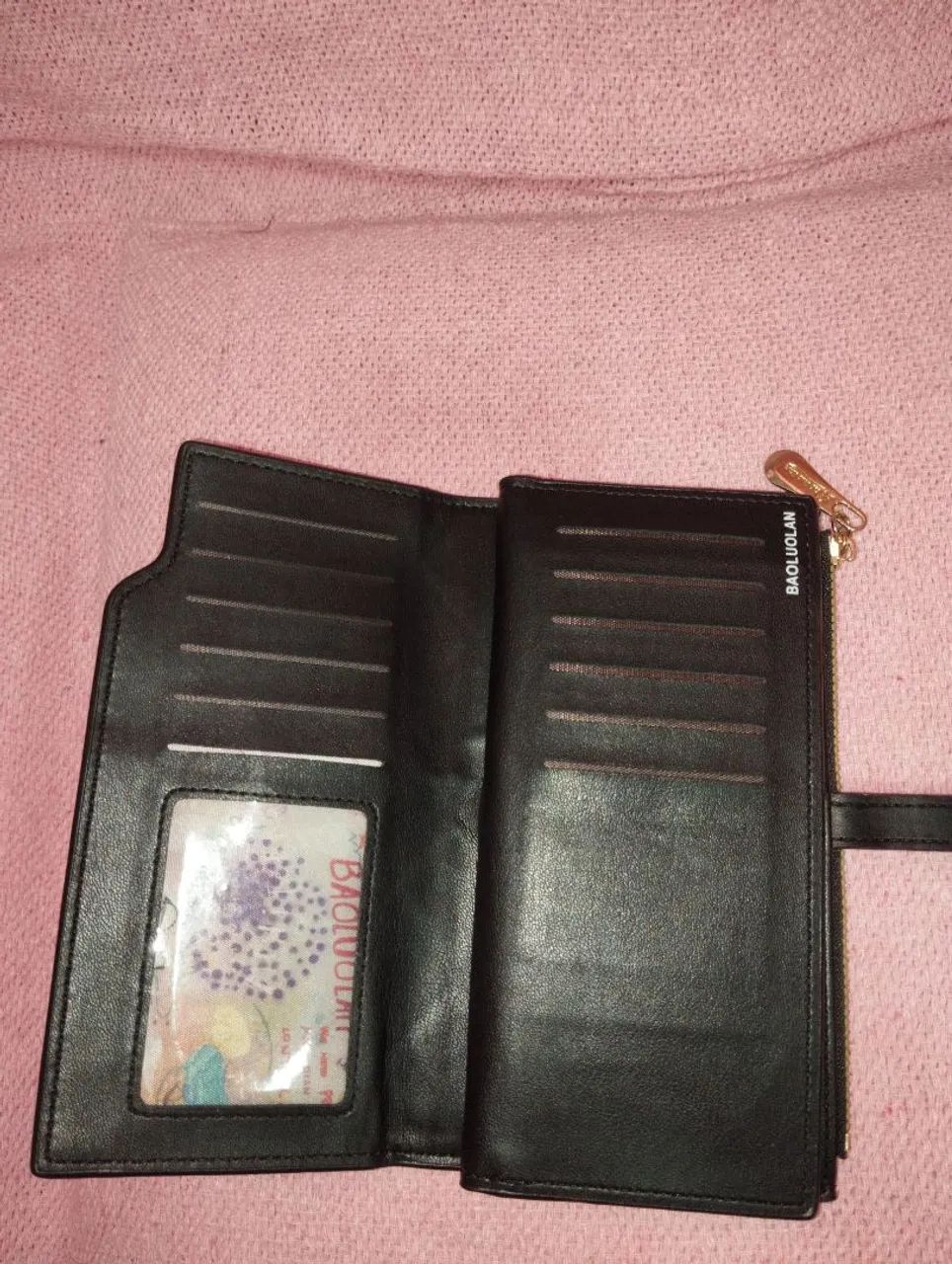 Vendendo carteira nova, na cor preta - Foto 3