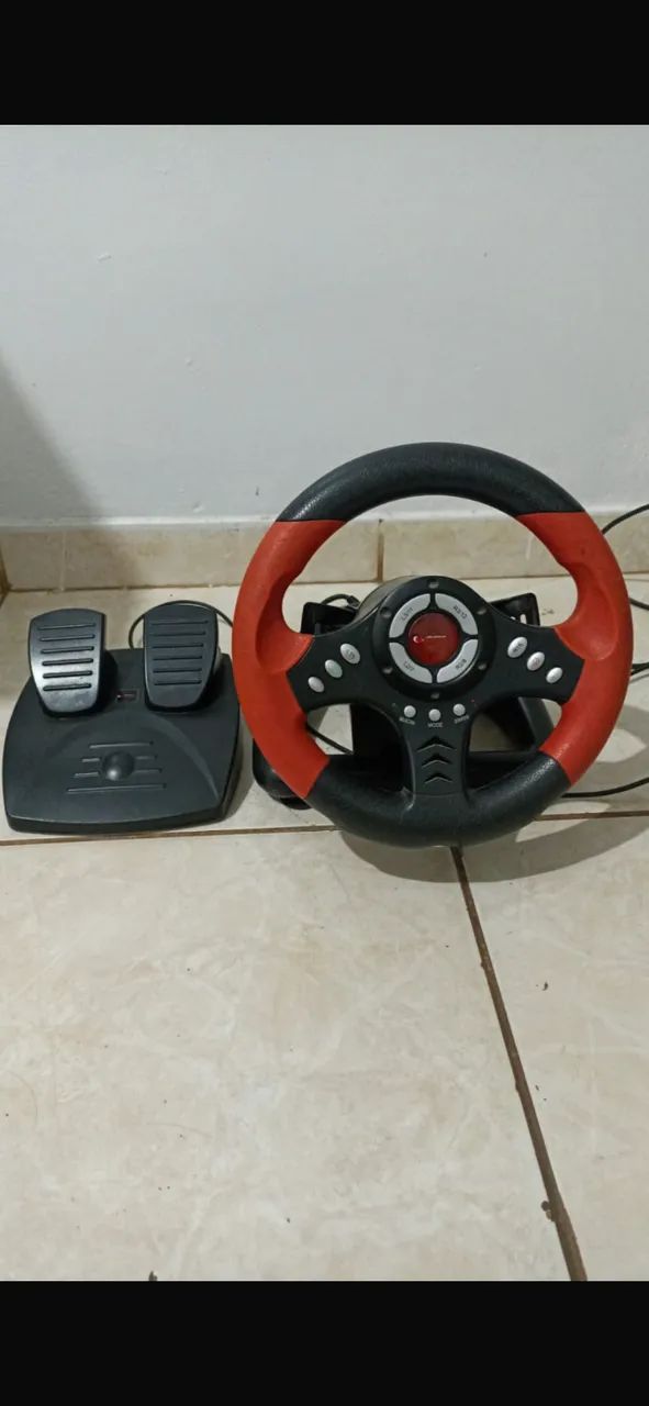 Volante com entrada pc e ps2
